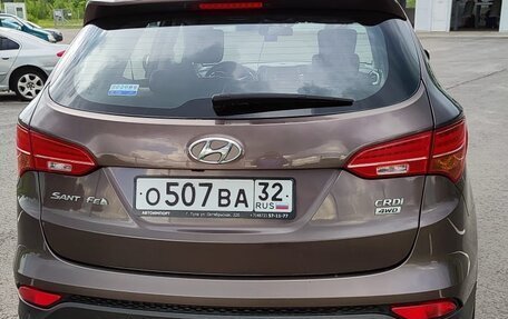 Hyundai Santa Fe III рестайлинг, 2013 год, 1 890 000 рублей, 2 фотография