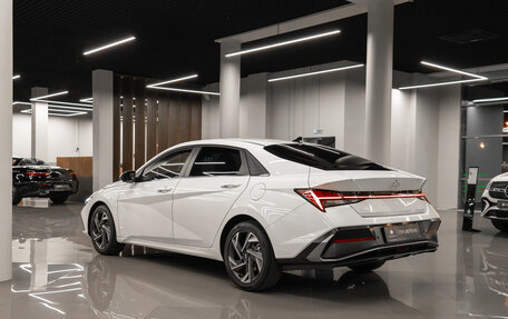 Hyundai Elantra, 2024 год, 2 790 000 рублей, 4 фотография