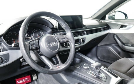 Audi A4, 2019 год, 3 300 000 рублей, 14 фотография