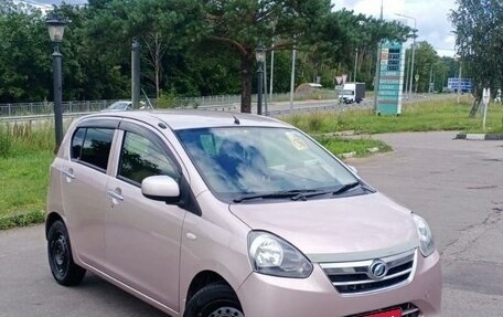 Daihatsu Mira e:S I рестайлинг, 2013 год, 650 000 рублей, 1 фотография