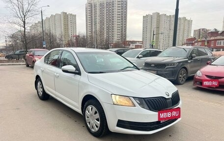 Skoda Octavia, 2019 год, 965 000 рублей, 3 фотография