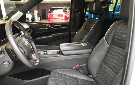 Cadillac Escalade V, 2023 год, 23 085 000 рублей, 10 фотография