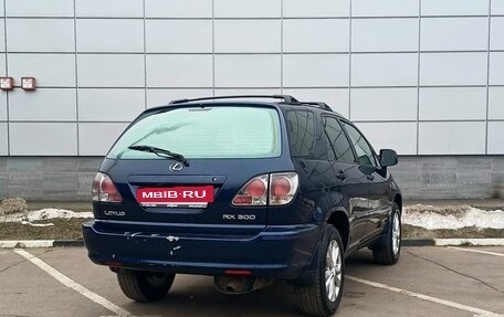 Lexus RX IV рестайлинг, 2002 год, 829 000 рублей, 5 фотография