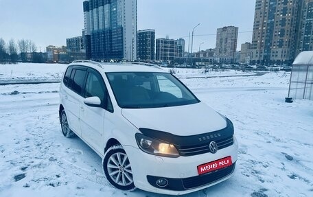 Volkswagen Touran III, 2012 год, 930 000 рублей, 1 фотография