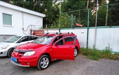 Mitsubishi Outlander III рестайлинг 3, 2007 год, 600 000 рублей, 17 фотография