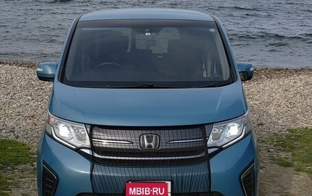 Honda Stepwgn IV, 2017 год, 1 850 000 рублей, 33 фотография