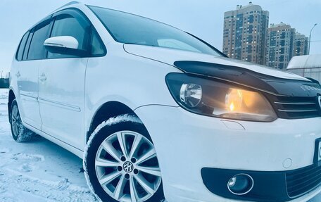 Volkswagen Touran III, 2012 год, 930 000 рублей, 4 фотография