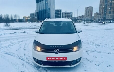 Volkswagen Touran III, 2012 год, 930 000 рублей, 2 фотография