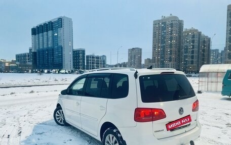 Volkswagen Touran III, 2012 год, 930 000 рублей, 14 фотография