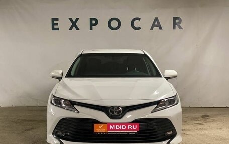 Toyota Camry, 2019 год, 2 520 000 рублей, 2 фотография