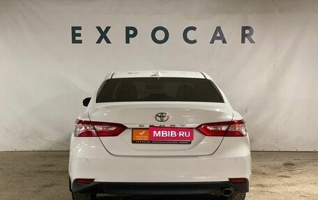 Toyota Camry, 2019 год, 2 520 000 рублей, 6 фотография