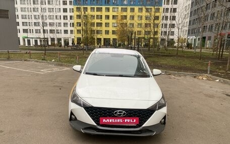 Hyundai Solaris II рестайлинг, 2021 год, 1 475 000 рублей, 2 фотография