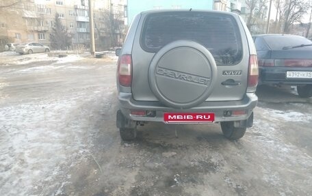 Chevrolet Niva I рестайлинг, 2005 год, 330 000 рублей, 9 фотография