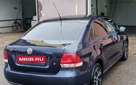 Volkswagen Polo VI (EU Market), 2011 год, 800 000 рублей, 4 фотография