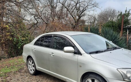 Toyota Avensis III рестайлинг, 2004 год, 680 000 рублей, 7 фотография