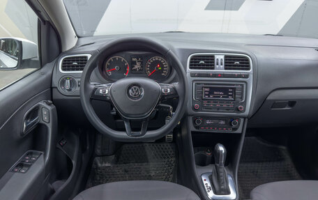 Volkswagen Polo VI (EU Market), 2016 год, 1 250 000 рублей, 13 фотография