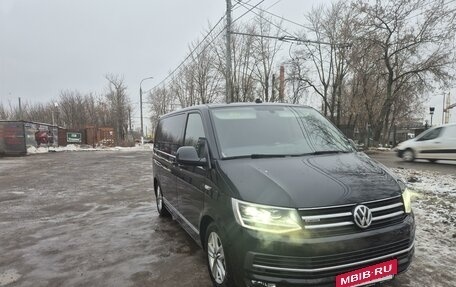 Volkswagen Multivan T6 рестайлинг, 2018 год, 5 250 000 рублей, 3 фотография