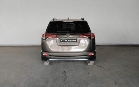 Toyota RAV4, 2017 год, 2 600 000 рублей, 5 фотография