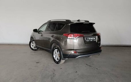 Toyota RAV4, 2017 год, 2 600 000 рублей, 6 фотография