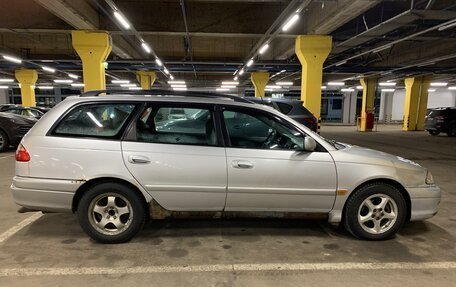 Toyota Avensis III рестайлинг, 2002 год, 260 000 рублей, 7 фотография