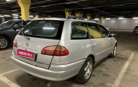 Toyota Avensis III рестайлинг, 2002 год, 260 000 рублей, 4 фотография