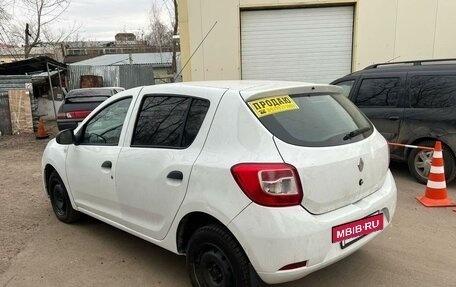 Renault Sandero II рестайлинг, 2017 год, 435 000 рублей, 2 фотография