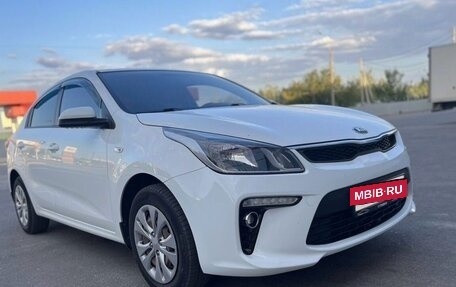 KIA Rio IV, 2018 год, 1 500 000 рублей, 3 фотография