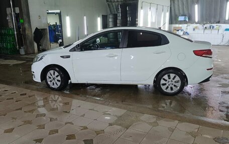 KIA Rio III рестайлинг, 2015 год, 550 000 рублей, 4 фотография