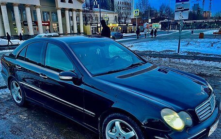 Mercedes-Benz C-Класс, 2005 год, 660 000 рублей, 6 фотография