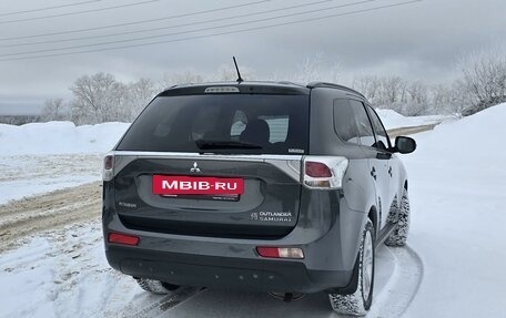 Mitsubishi Outlander III рестайлинг 3, 2013 год, 1 580 000 рублей, 24 фотография