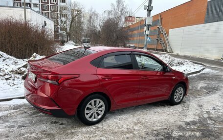 Hyundai Solaris II рестайлинг, 2021 год, 1 750 000 рублей, 5 фотография