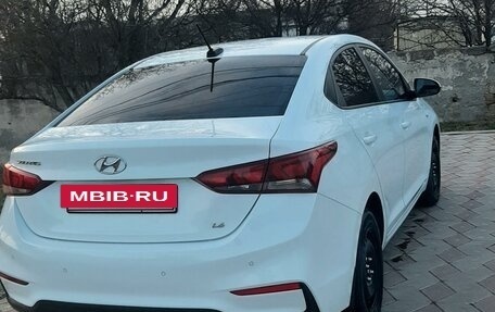 Hyundai Solaris II рестайлинг, 2017 год, 1 400 000 рублей, 11 фотография