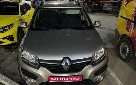 Renault Sandero II рестайлинг, 2015 год, 1 070 000 рублей, 1 фотография