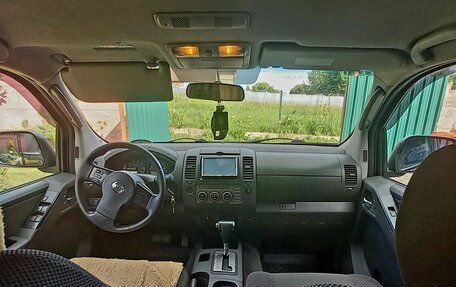 Nissan Navara (Frontier), 2007 год, 800 000 рублей, 14 фотография