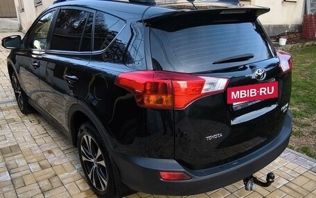 Toyota RAV4, 2015 год, 2 900 000 рублей, 4 фотография