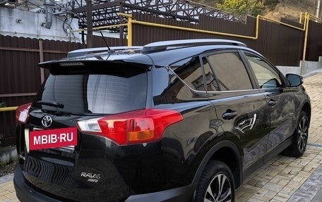 Toyota RAV4, 2015 год, 2 900 000 рублей, 3 фотография