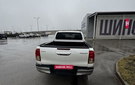 Toyota Hilux VIII, 2016 год, 3 500 000 рублей, 7 фотография