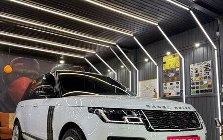 Land Rover Range Rover IV рестайлинг, 2019 год, 15 000 000 рублей, 2 фотография