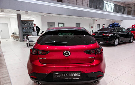 Mazda 3, 2019 год, 2 200 000 рублей, 10 фотография