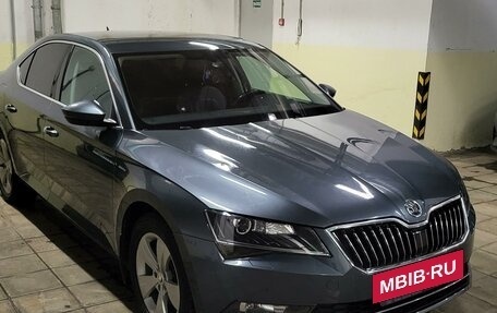 Skoda Superb III рестайлинг, 2018 год, 2 300 000 рублей, 13 фотография