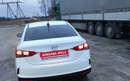 Hyundai Solaris II рестайлинг, 2021 год, 1 650 000 рублей, 9 фотография