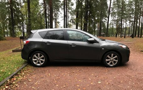 Mazda 3, 2011 год, 1 090 000 рублей, 2 фотография