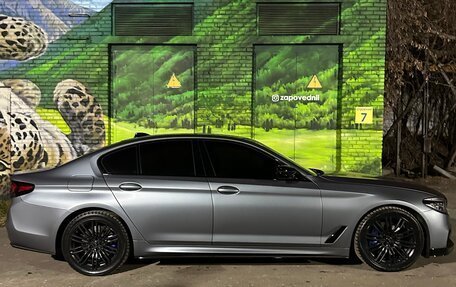 BMW 5 серия, 2018 год, 4 800 000 рублей, 4 фотография