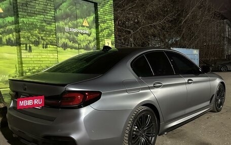 BMW 5 серия, 2018 год, 4 800 000 рублей, 3 фотография