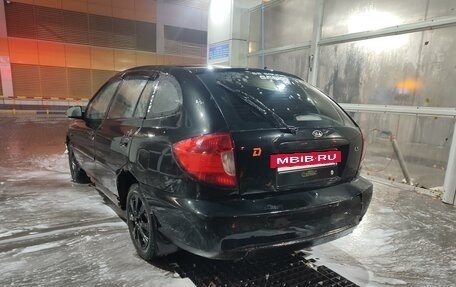 KIA Rio II, 2003 год, 145 000 рублей, 5 фотография