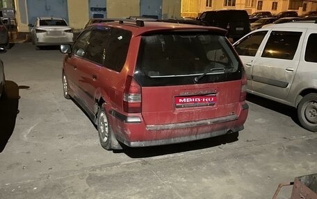 Mitsubishi Space Wagon III, 1999 год, 140 000 рублей, 1 фотография