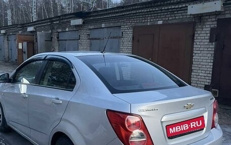 Chevrolet Aveo III, 2014 год, 945 000 рублей, 5 фотография