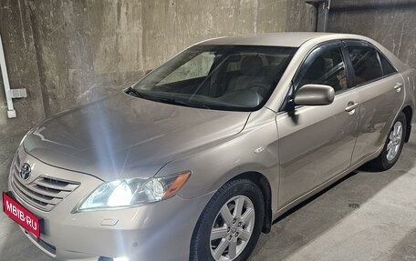 Toyota Camry, 2007 год, 1 550 000 рублей, 1 фотография