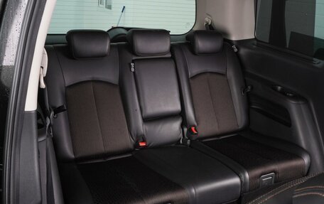 Nissan Elgrand III, 2017 год, 2 920 000 рублей, 12 фотография