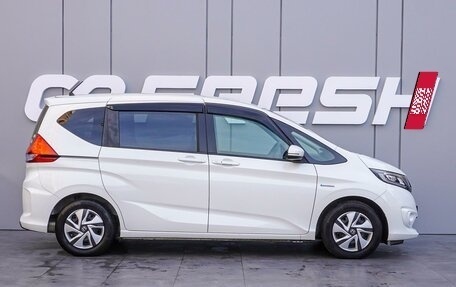 Honda Freed II, 2017 год, 1 690 000 рублей, 5 фотография